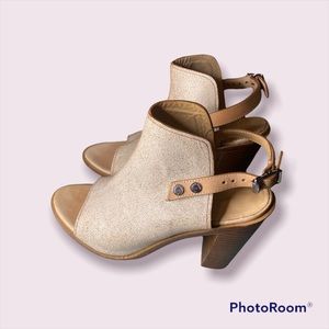 Rag & Bone Womens Size 7 White & Tan Wyatt Peep Toe Sling Back Chunky Heels